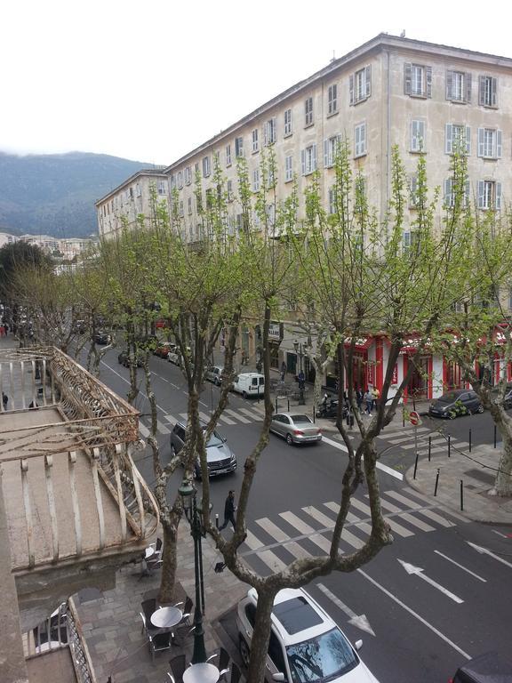 Hotel Univers Bastia  Exterior foto